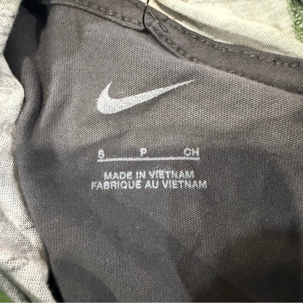 Nike NWT Michigan State Spartans Military Long Sleeve Hooded T-Shirt Mens Small - Picture 6 of 9